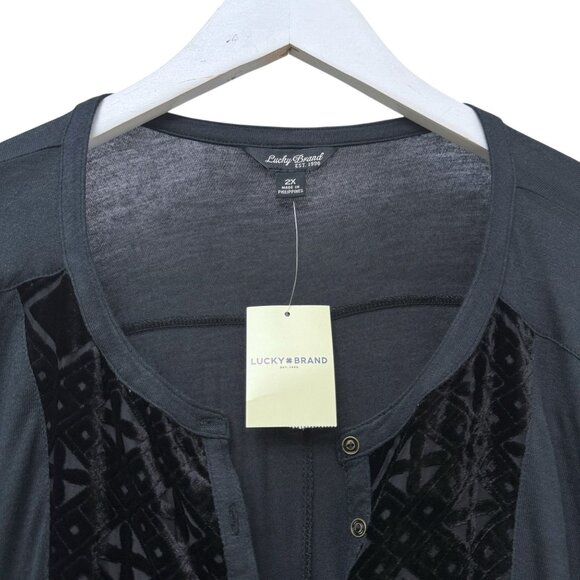 LUCKY BRAND Tunic Top Plus Size 2X Black Velvet Stretch Rayon Womens Evening NWT - Picture 4 of 14